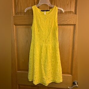 Kensie Sleeveless Yellow Eyelet Lace Fit and Flare Dress - Size M Medium